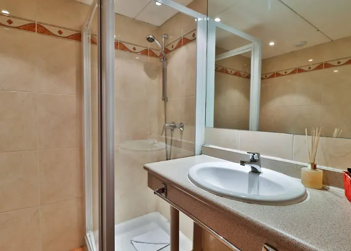 Hotel Restaurant Oasis Nice