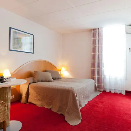 Hotel Restaurant Oasis 3*