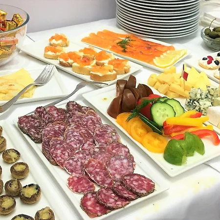 Restaurant Oasis מלון ניס