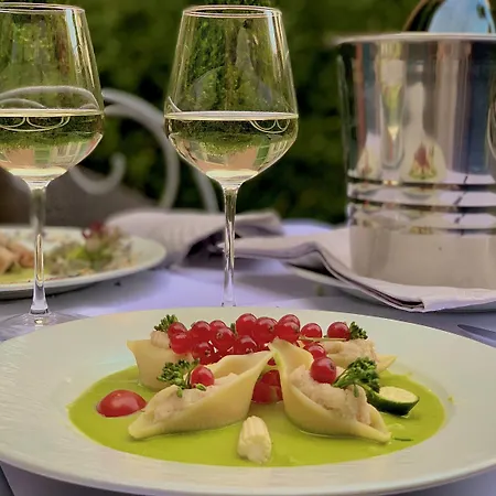 Restaurant Oasis 3*